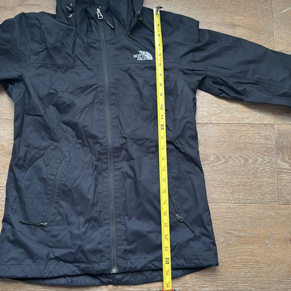 The North Face Women’s Dryvent Black Waterproof Jacket | size S - Picture 6 of 6